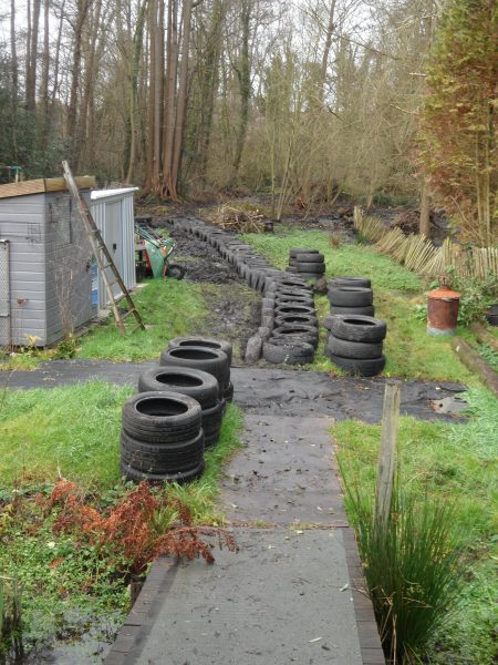 Use car tyres for a garden path