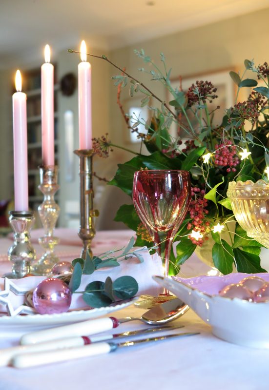 Pale pink Christmas table decorating look