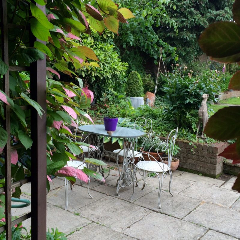 Garden chairs painted Hardwick White
