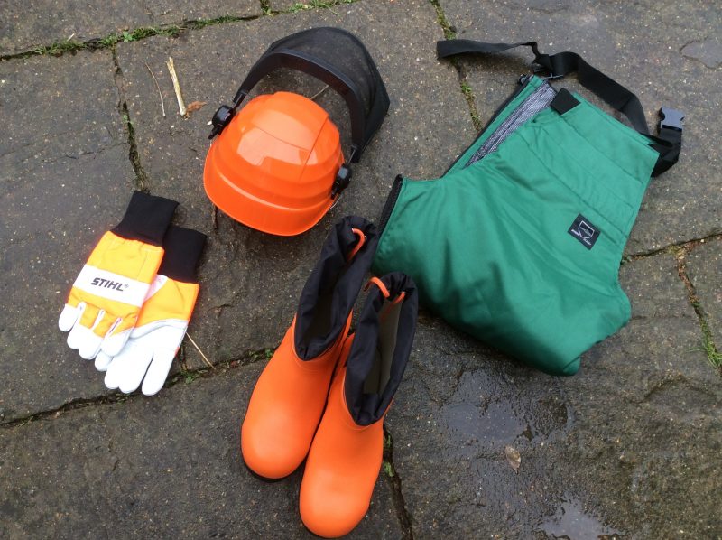 Safety equipment for using a chainsaw