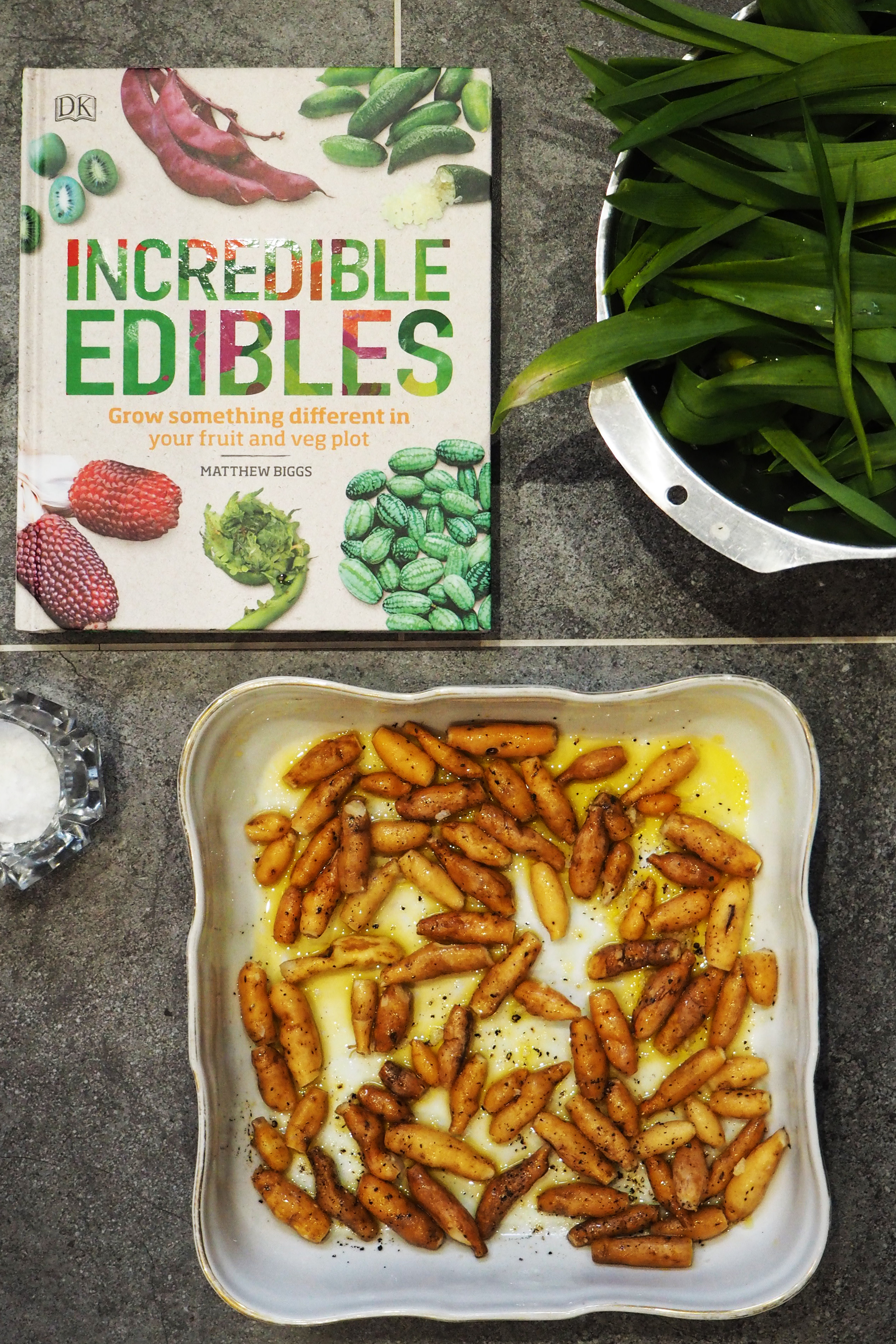 Edible daylilies and more exciting plants you can eat from Incredible Edibles by Matthew Biggs